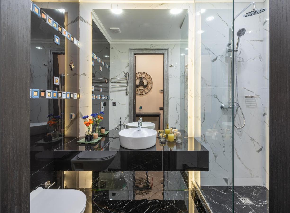 Mr Grey Boutique Hotel Odessa Esterno foto