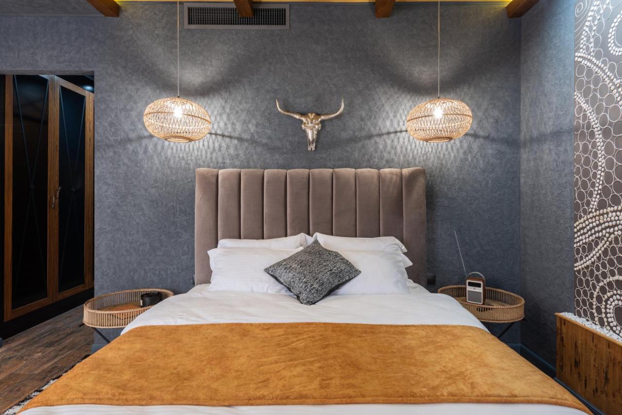 Mr Grey Boutique Hotel Odessa Esterno foto