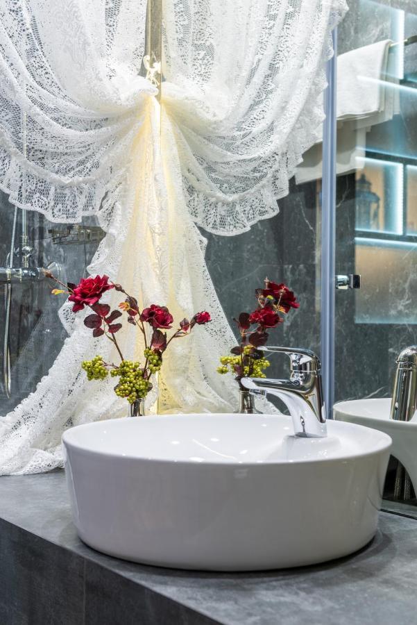 Mr Grey Boutique Hotel Odessa Esterno foto