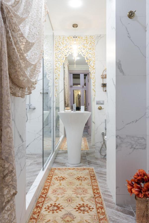 Mr Grey Boutique Hotel Odessa Esterno foto