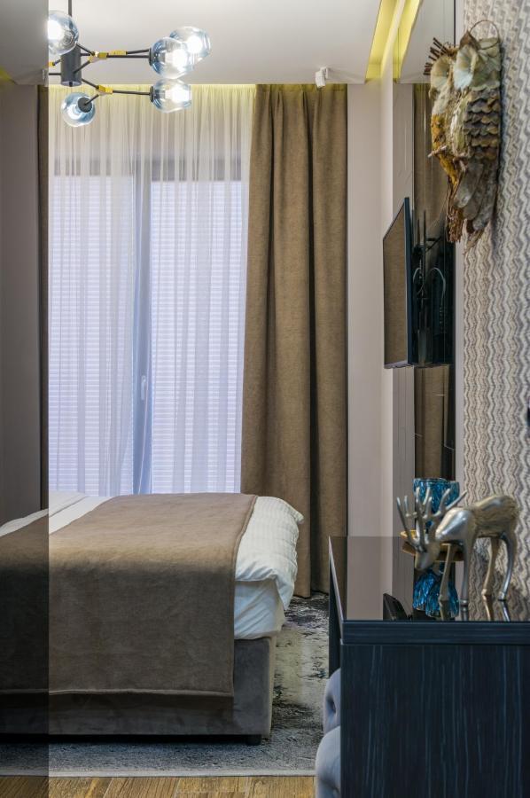 Mr Grey Boutique Hotel Odessa Esterno foto